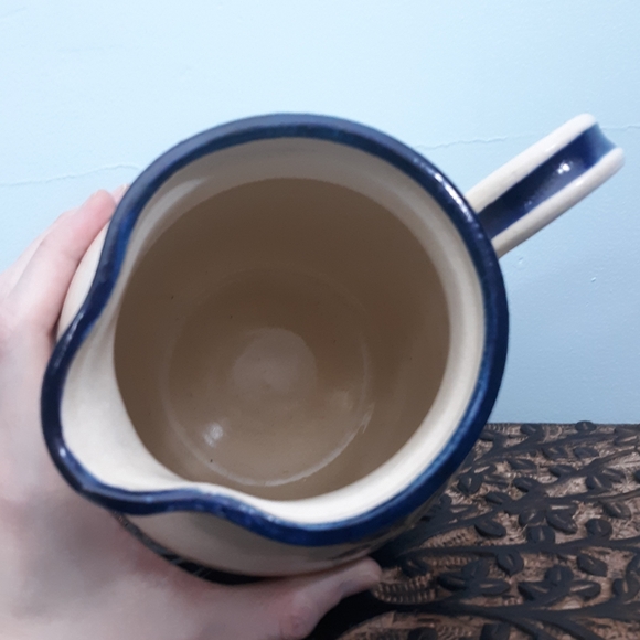 Vintage Pitcher Hand Thrown Studio Art Pottery Blueberries Blue White JoEl Maine - Picture 7 of 11